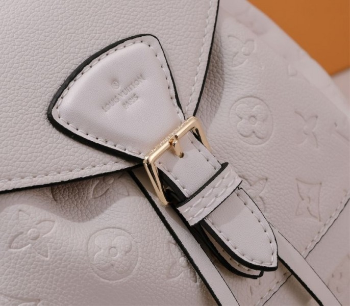 L0vis Vvtt0n Monogram Empreinte Leather Montsouris PM Backpack In White