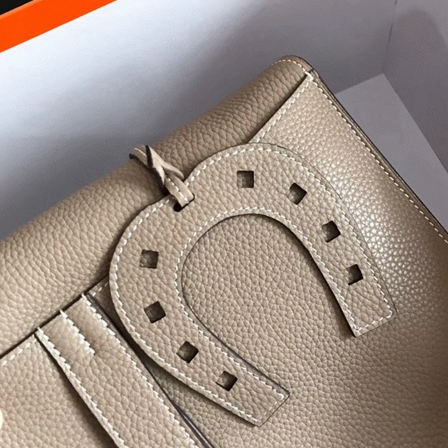 Grey AAA Replica H**me5 Halzan Elegant Leather Tote
