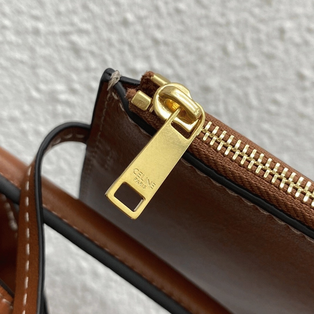 Top Quality Replica Ce1i*e Bucket 16 Bag In Brown