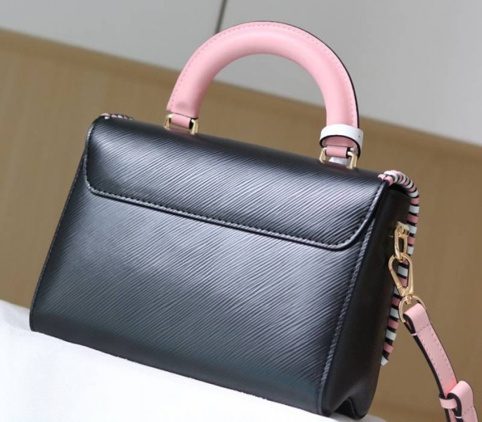 L0vis Vvtt0n Epi Leather Twist MM Bag In Black With Braided Edges Flap