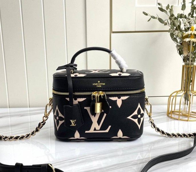 L0vis Vvtt0n Bicolor Monogram Empreinte Vanity PM Bag In Black And Beige