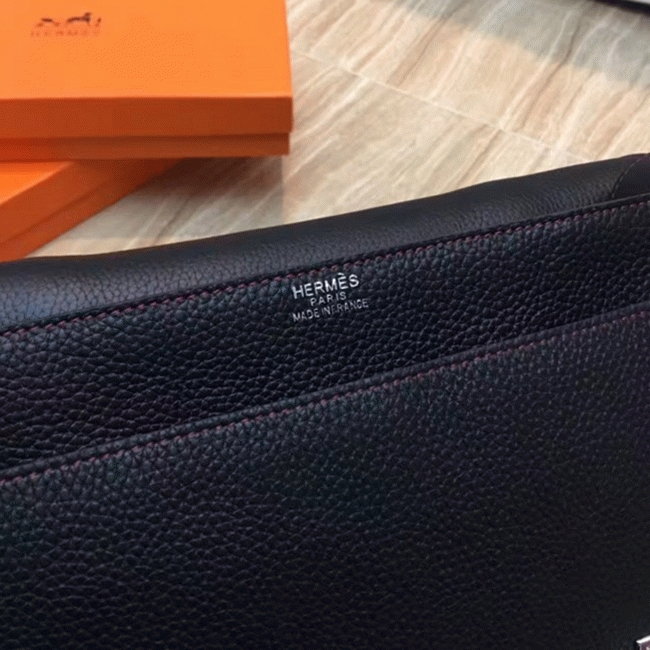 Black Knockoff H**me5 Bicolor Steve Messenger Bag
