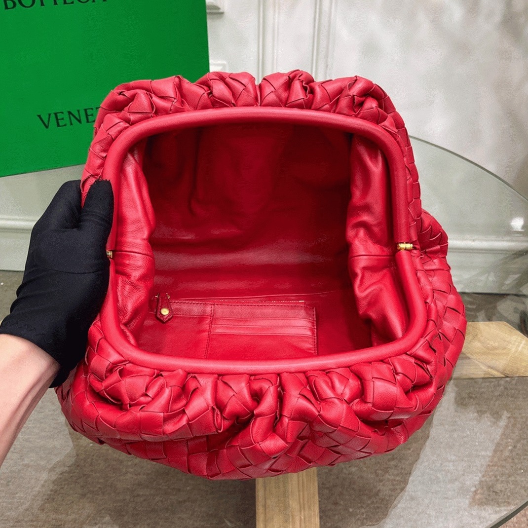 Fake B0tt*ga Ven*ta Large Pouch Clutch Bag Red